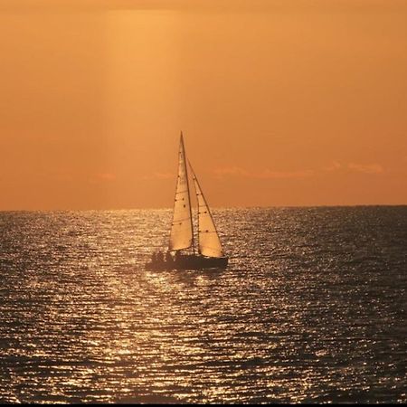 Salerno Mare E Luci Apartment Bagian luar foto