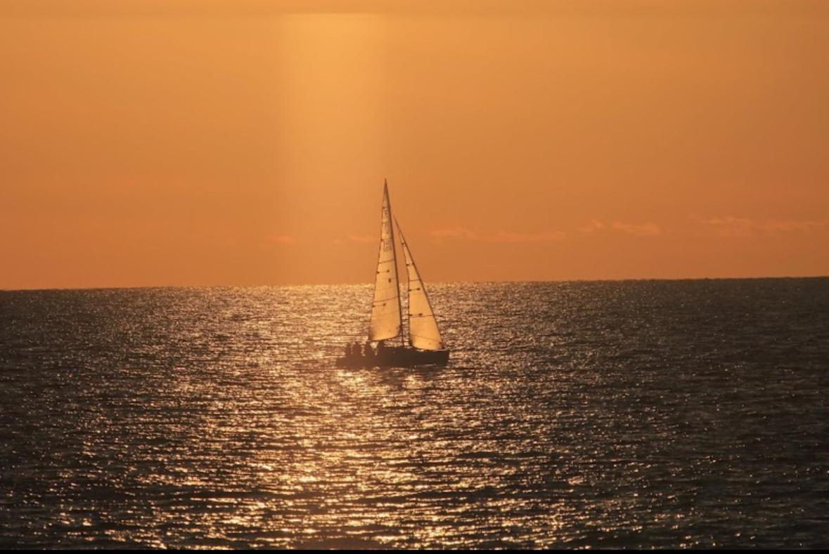 Salerno Mare E Luci Apartment Bagian luar foto